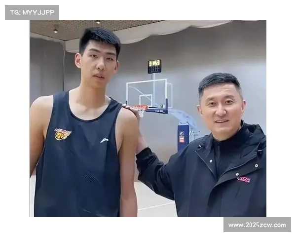 徐昕正式提出离队申请 与杜锋冲突后广东宏远谈判破裂 徐昕正式提出离队申请 与杜锋冲突后广东宏远谈判破裂